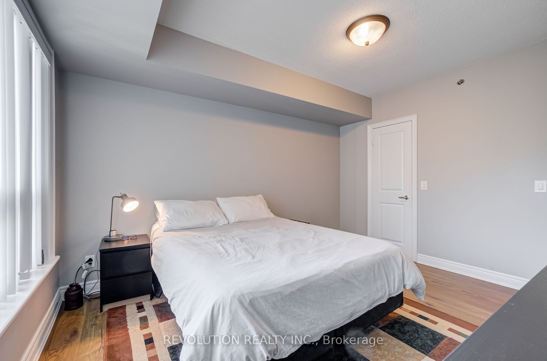 701 Sheppard Ave W, #318