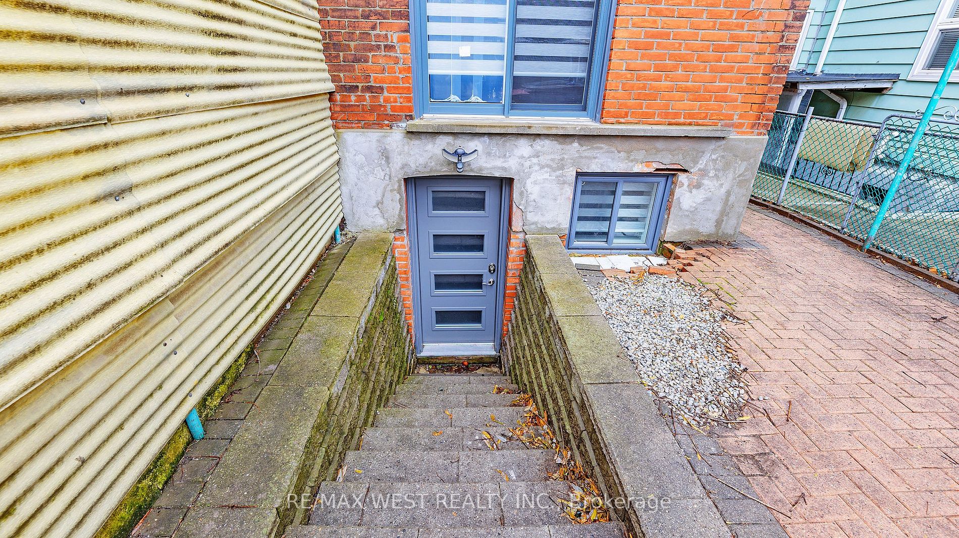223 Manning Avenue