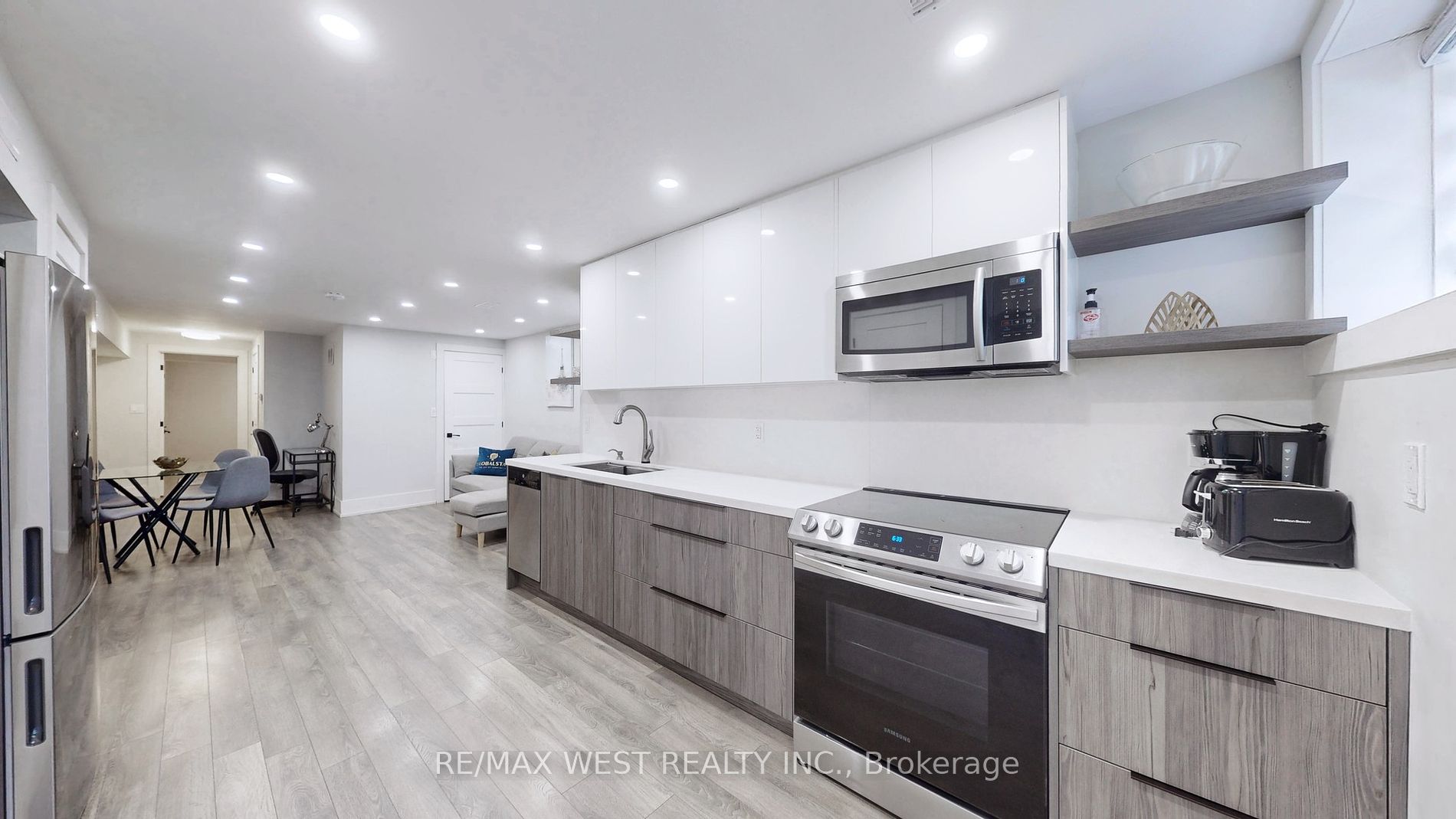223 Manning Avenue