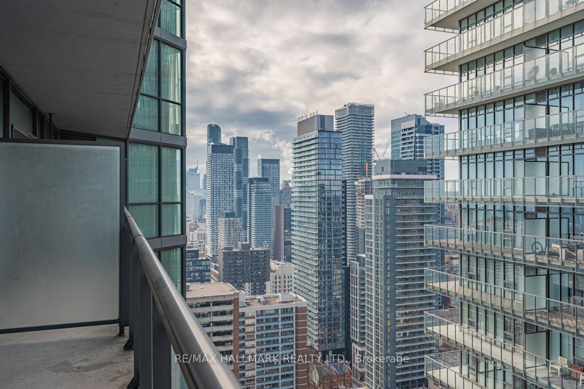 45 Charles Street E #3805