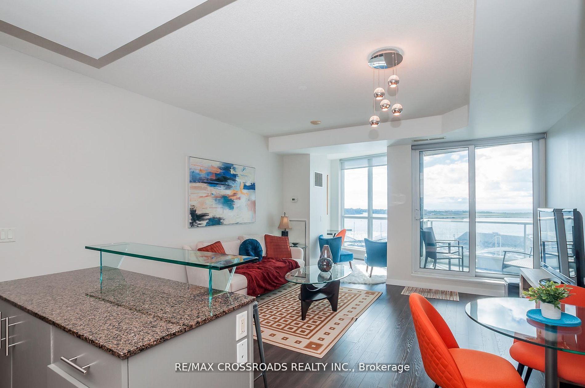 218 Queens Quay W, #1011