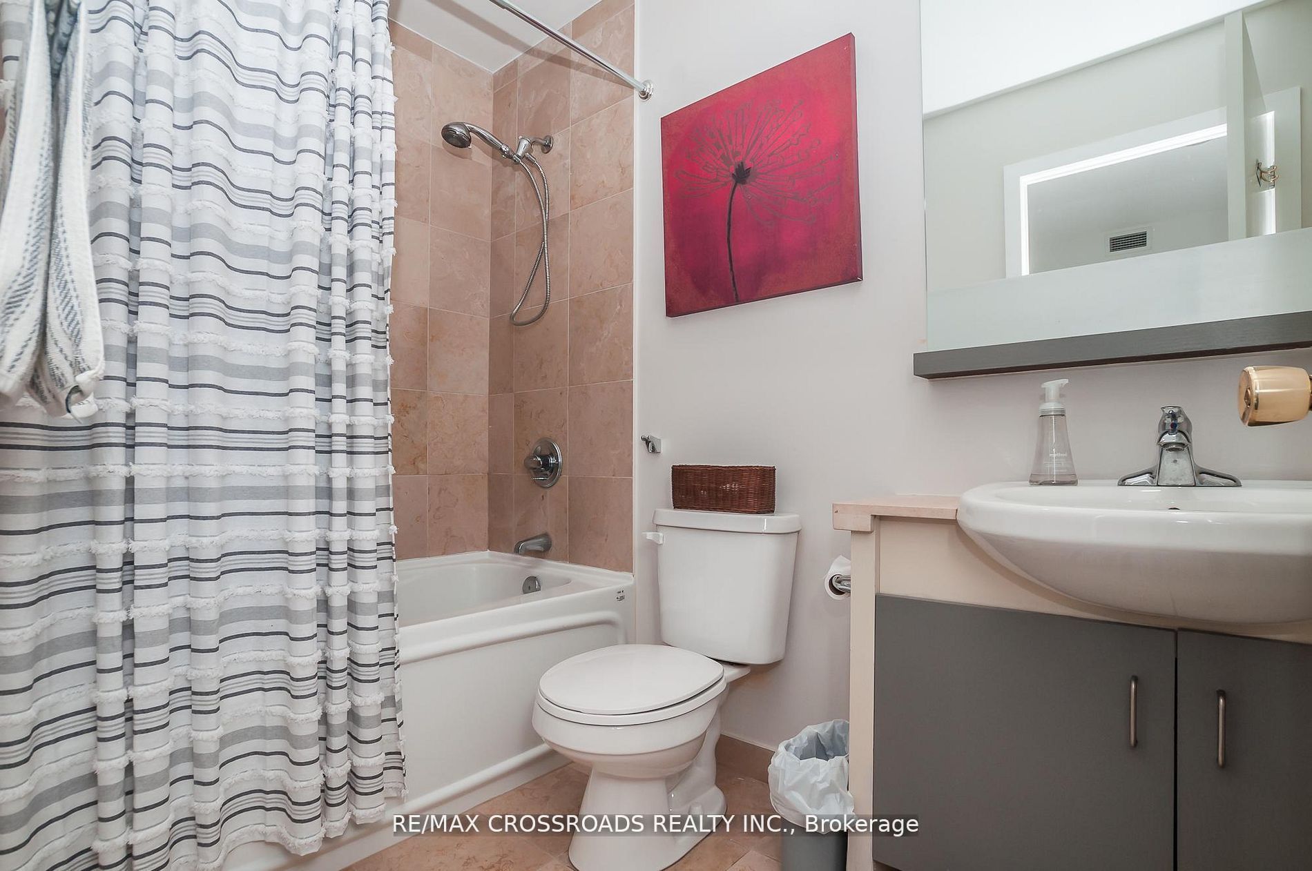 218 Queens Quay W, #1011