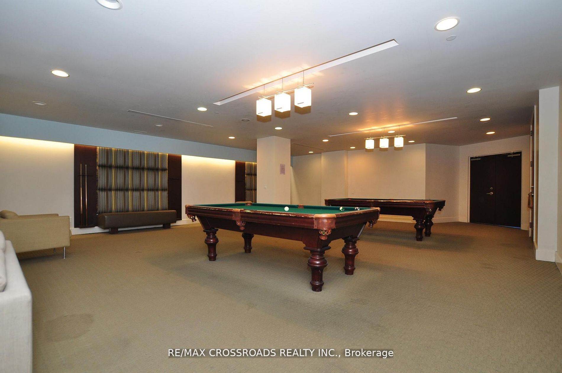 218 Queens Quay W, #1011