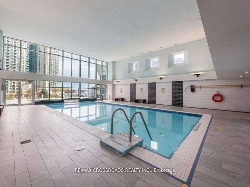218 Queens Quay W, #1011