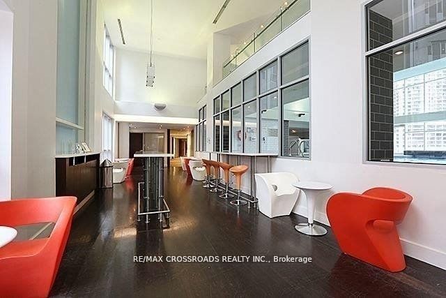 218 Queens Quay W, #1011