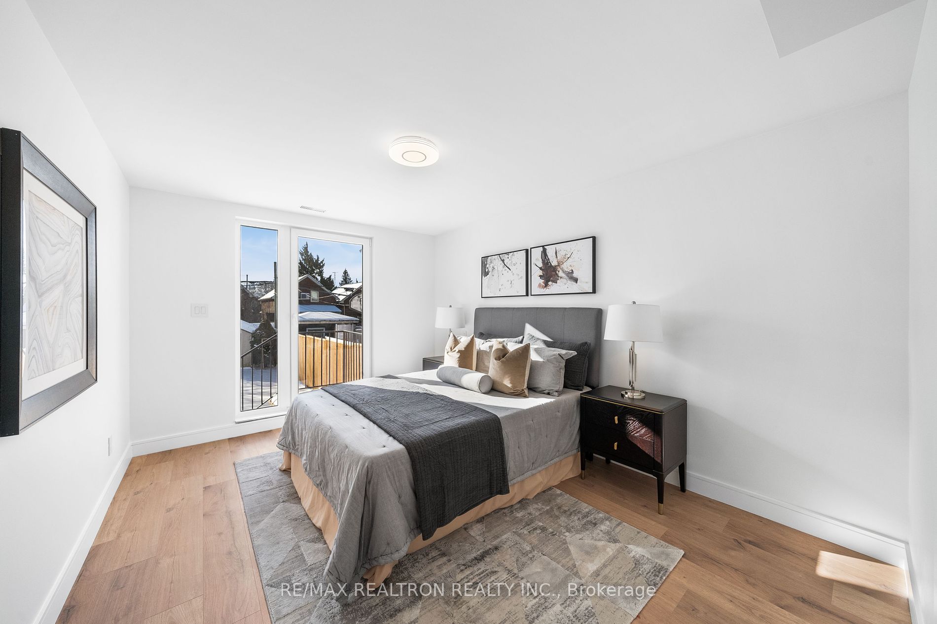 33 Lanark Avenue