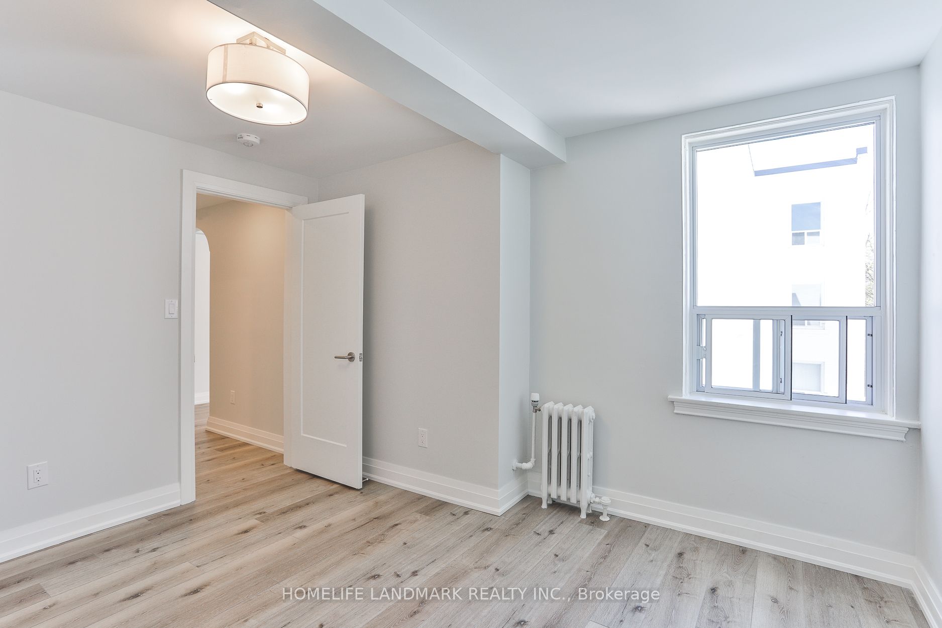 697 Eglinton Avenue W, #304