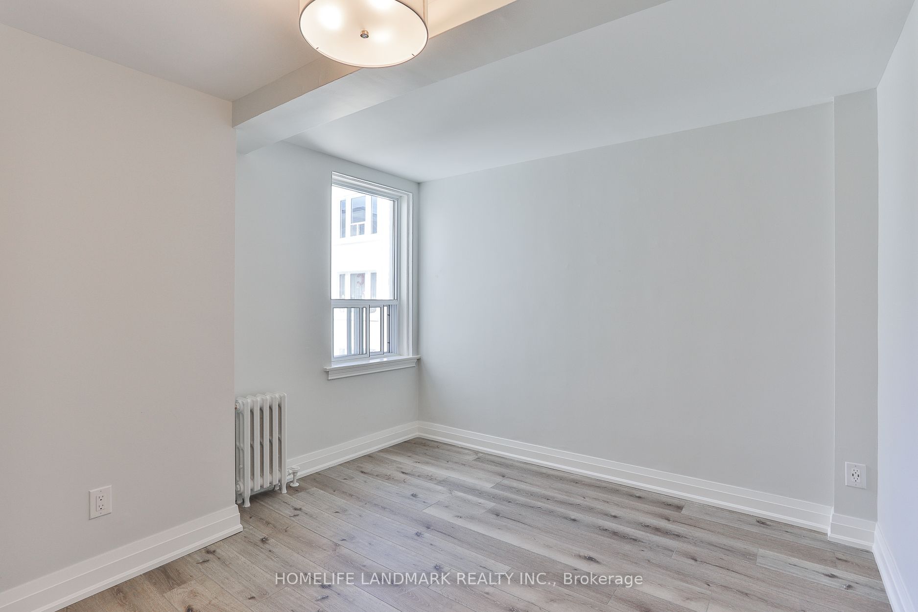 697 Eglinton Avenue W, #304