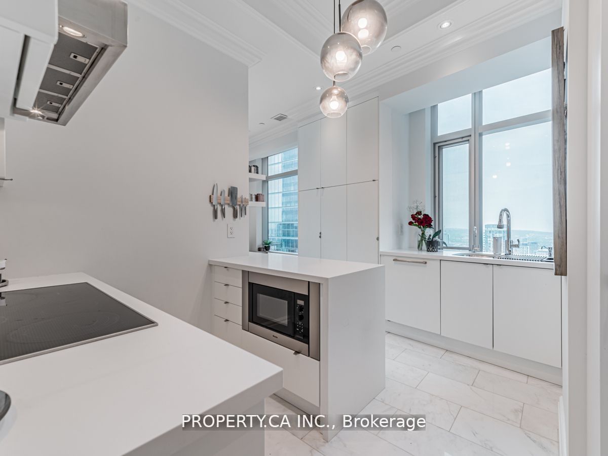 311 Bay St, #3504