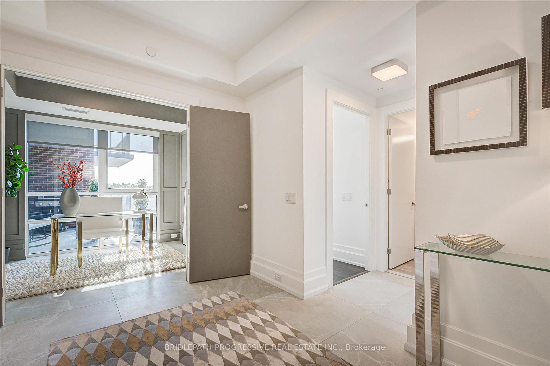 3 Southvale Drive, #301