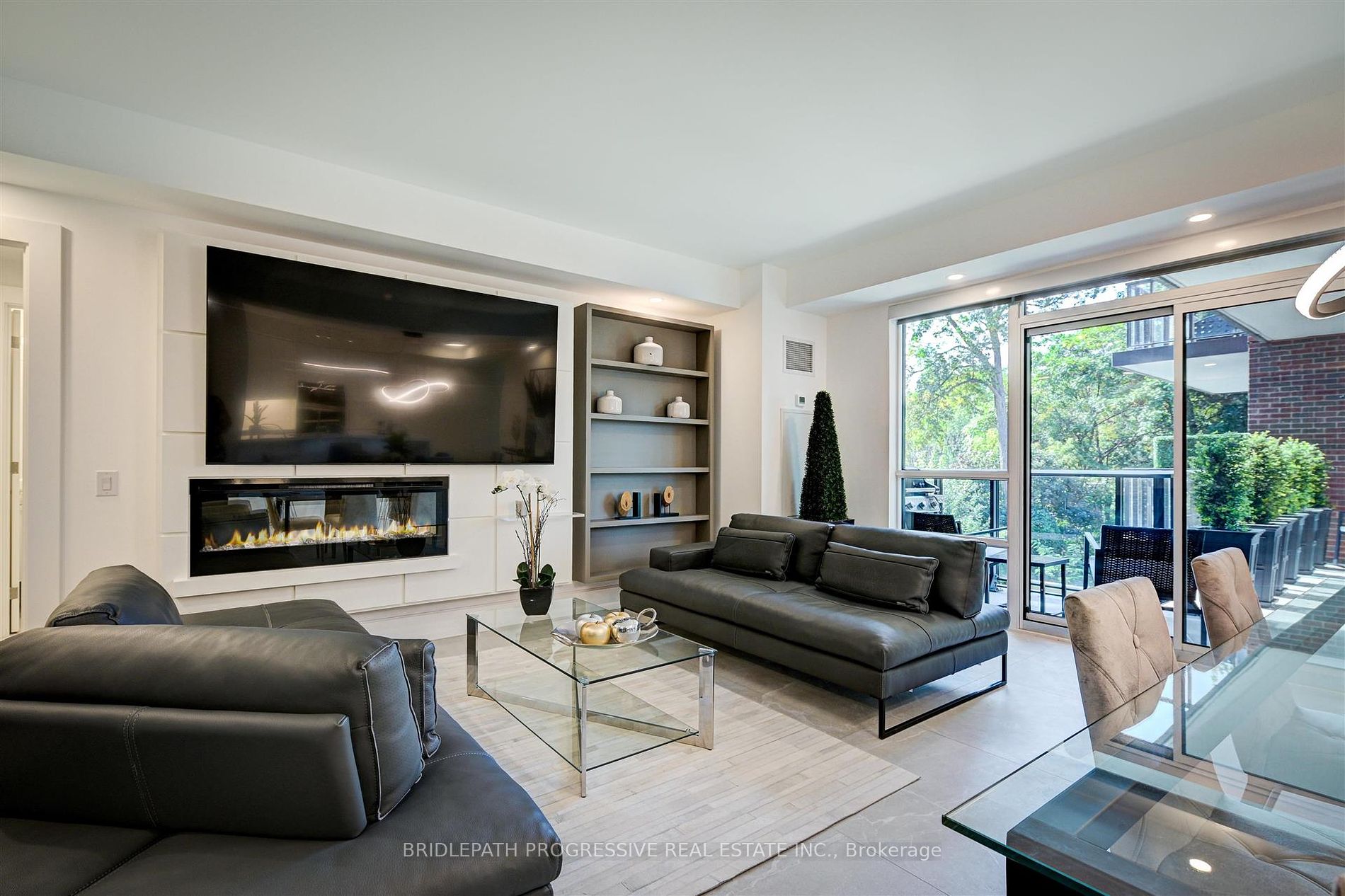 3 Southvale Drive, #301
