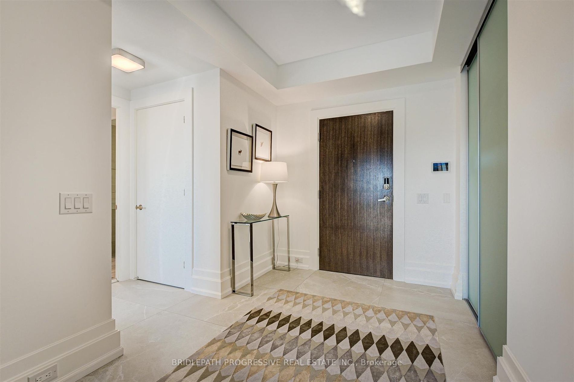 3 Southvale Drive, #301