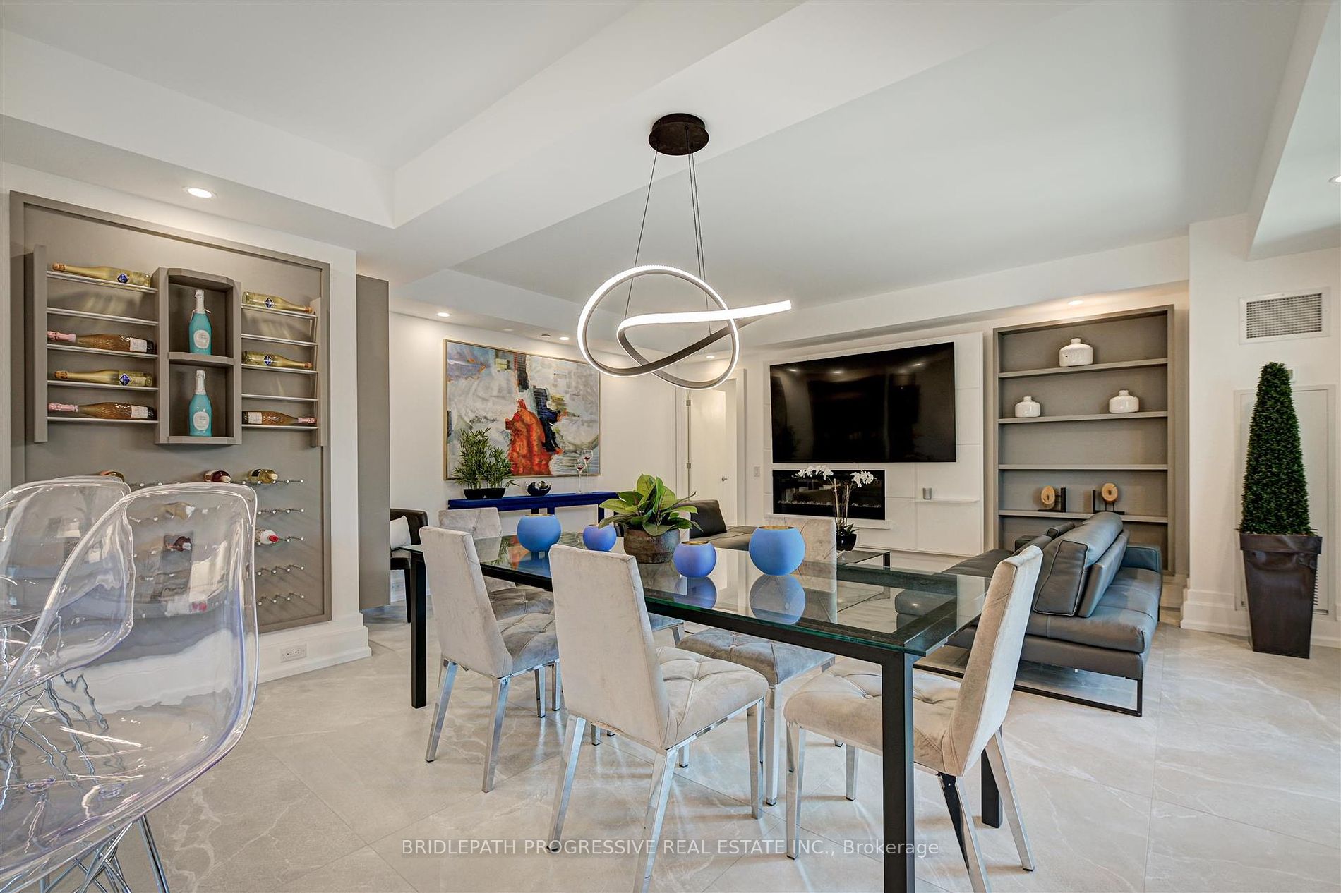 3 Southvale Drive, #301