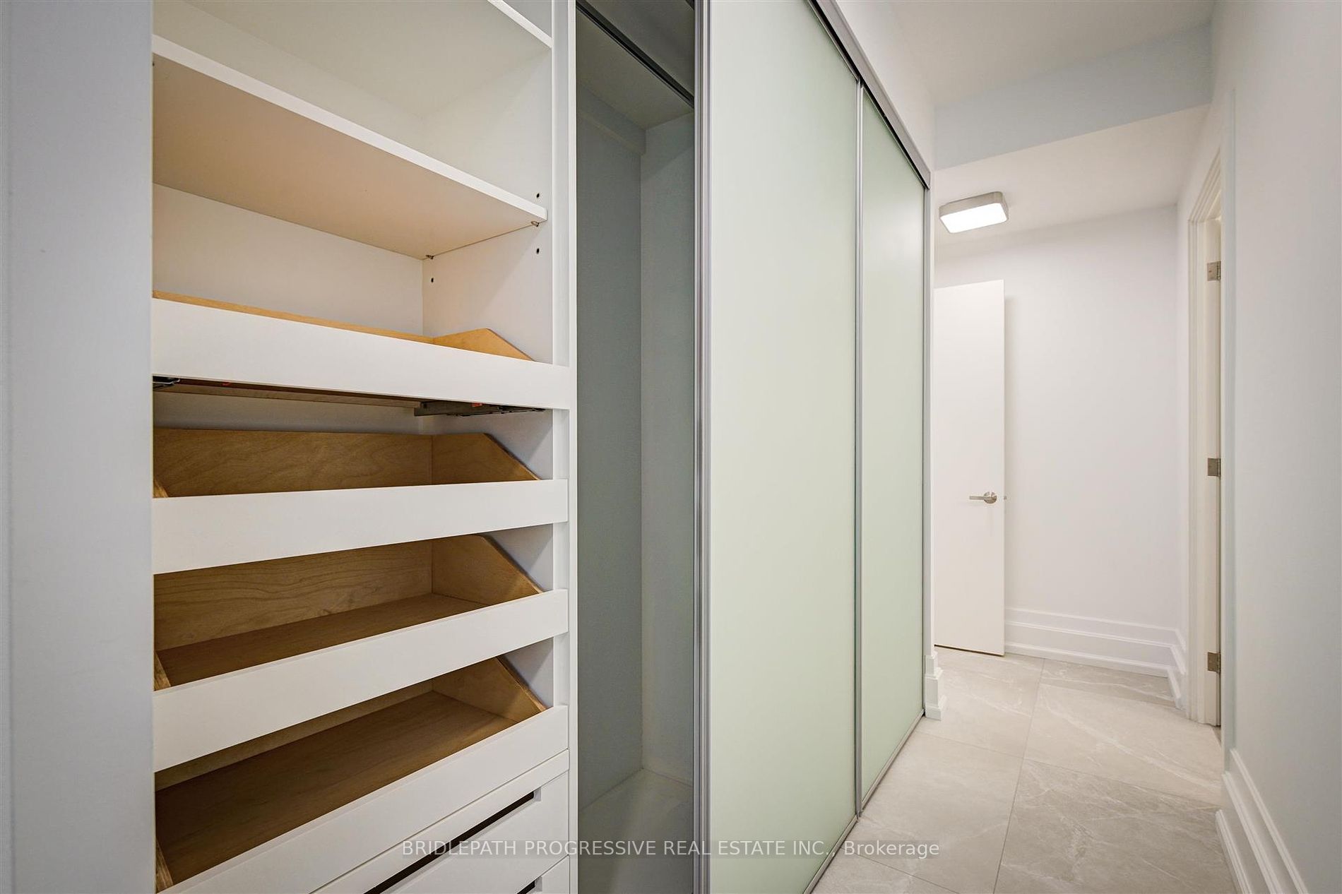 3 Southvale Drive, #301
