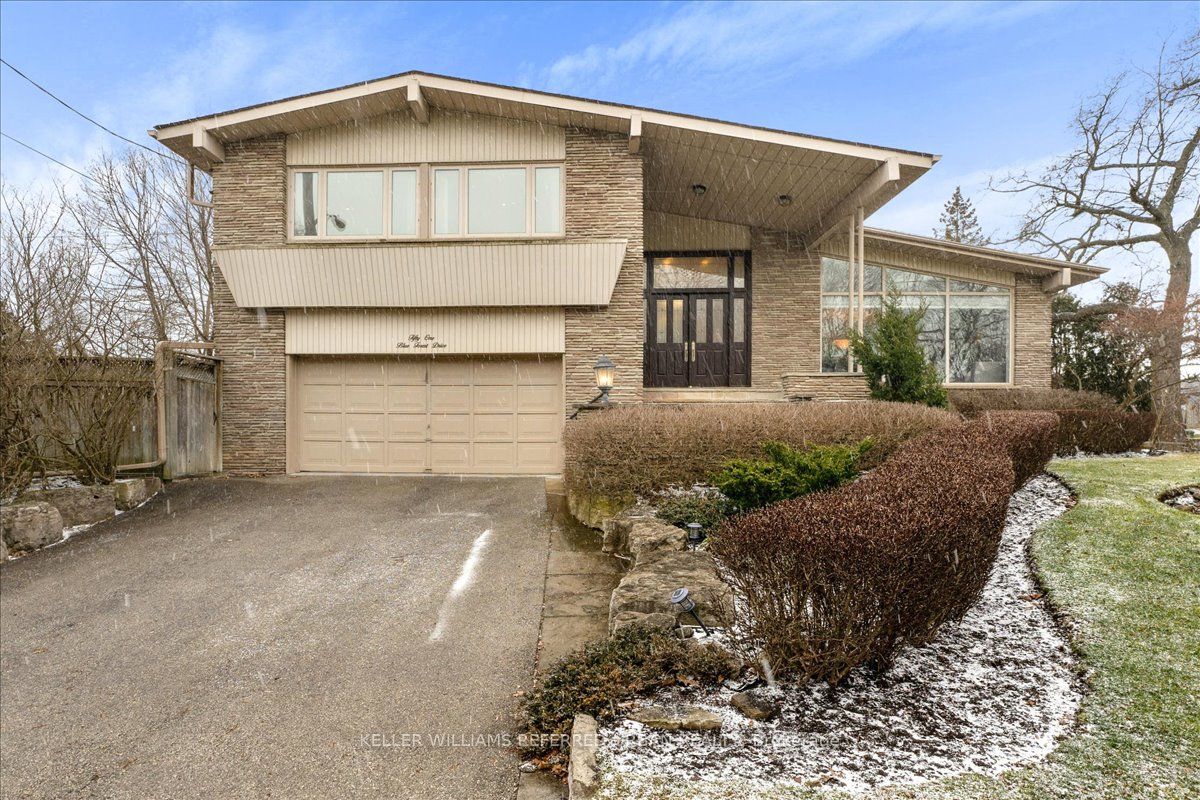 51 Blue Forest Dr