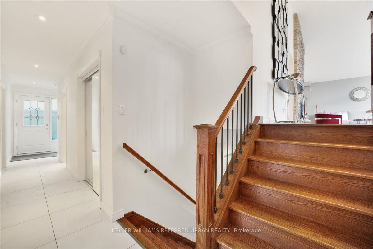 51 Blue Forest Dr