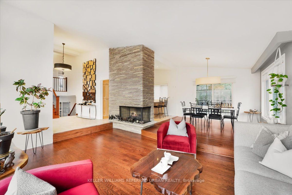 51 Blue Forest Dr