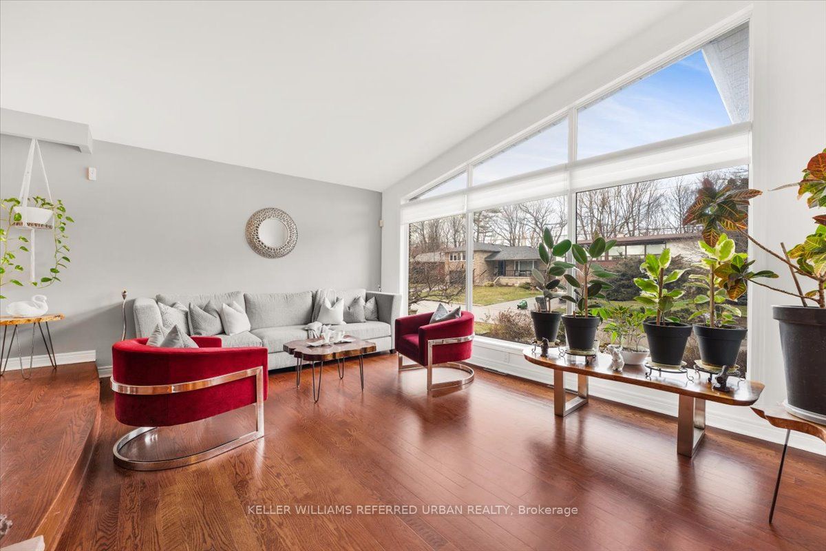 51 Blue Forest Dr