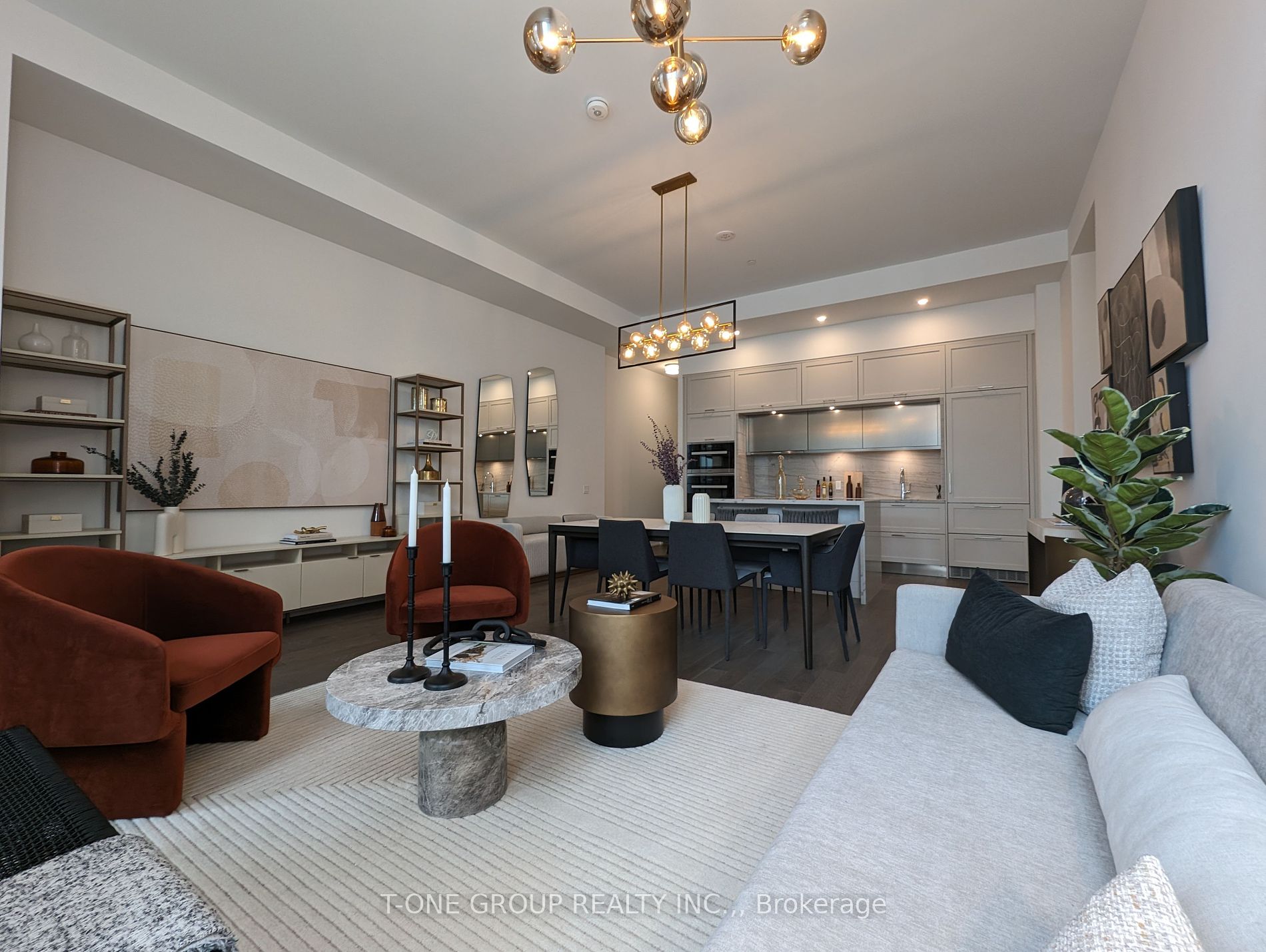 20 Inn On The Park Drive, #242