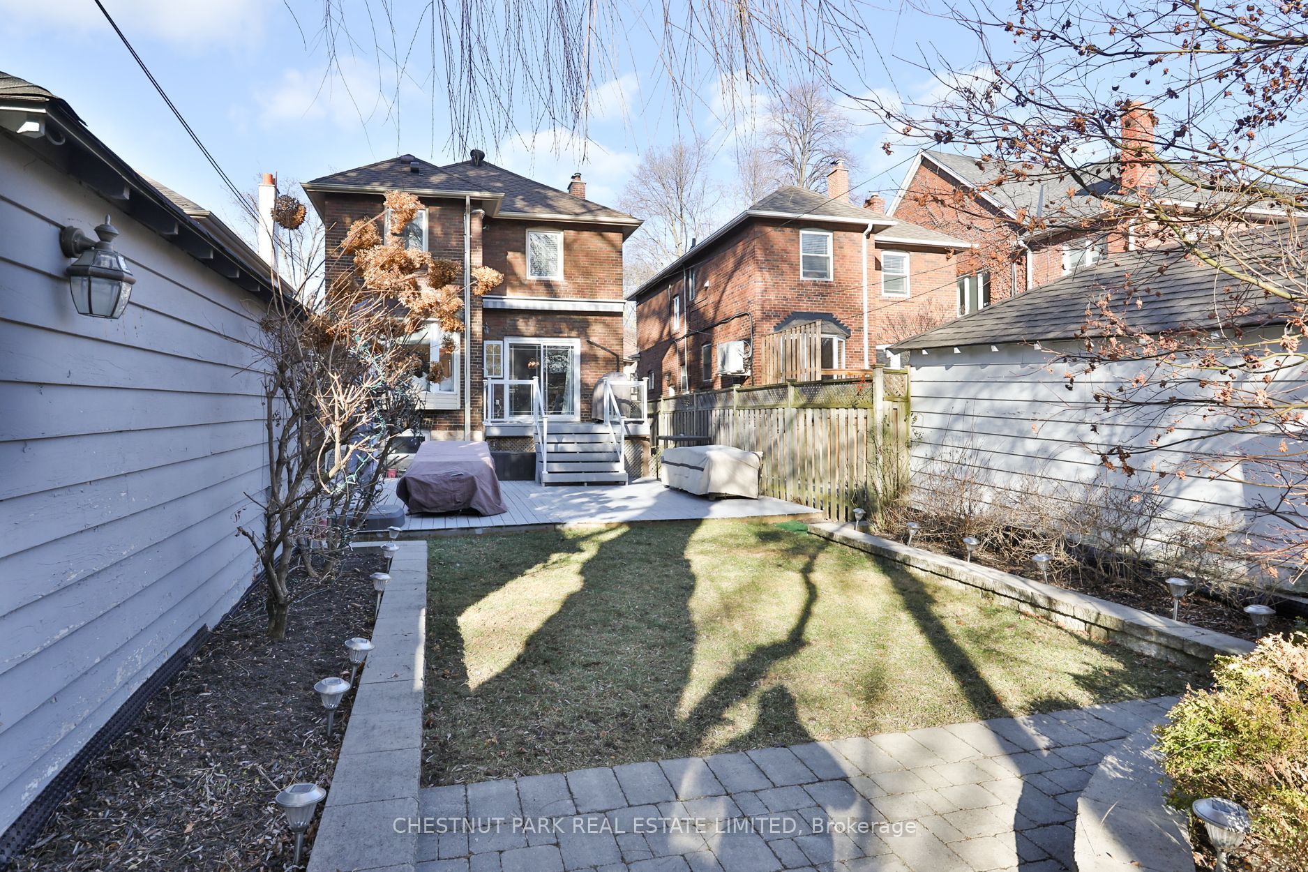 125 Chaplin Crescent