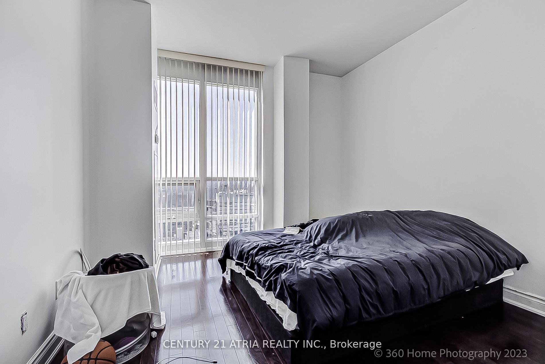 761 Bay St, #4311