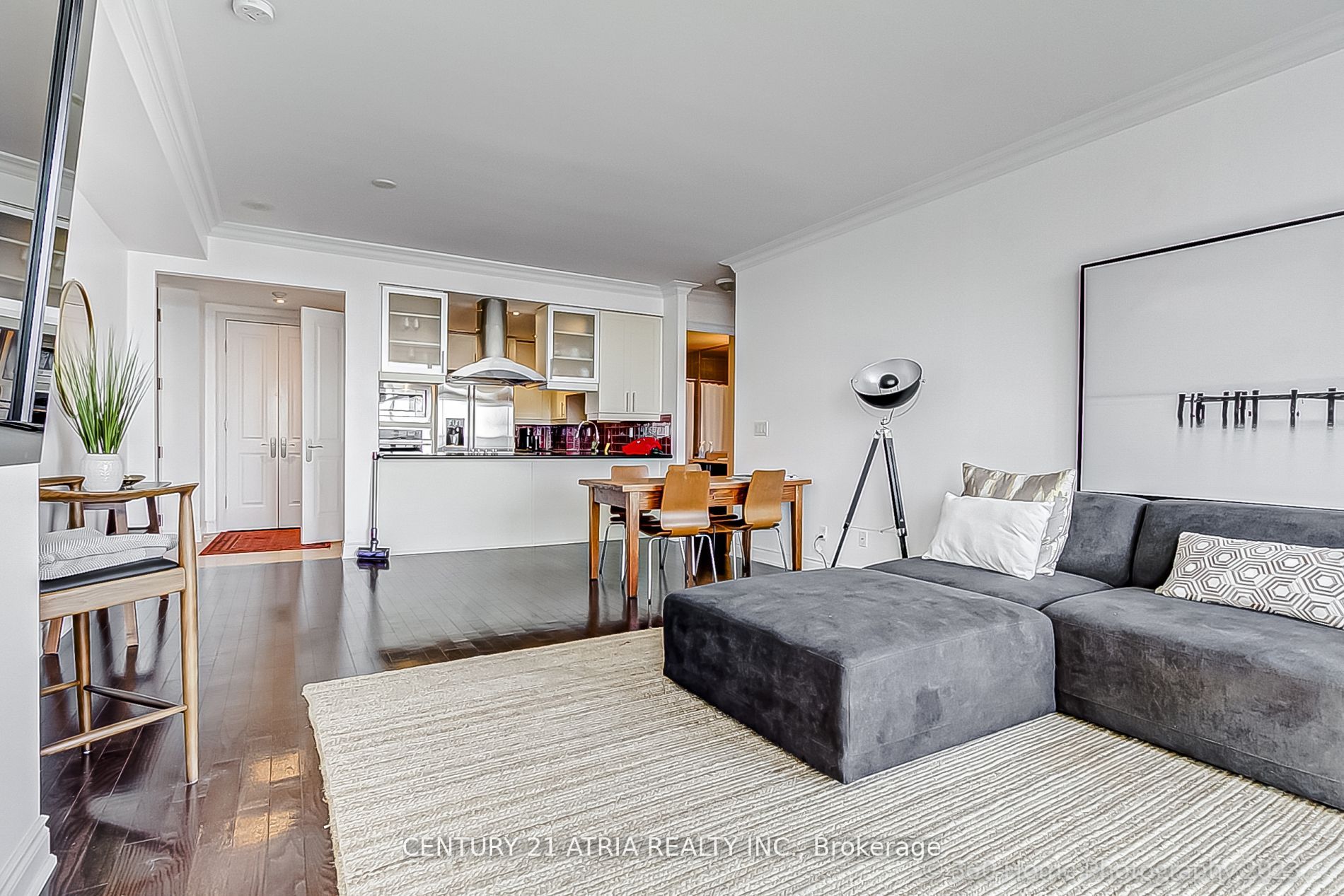 761 Bay St, #4311
