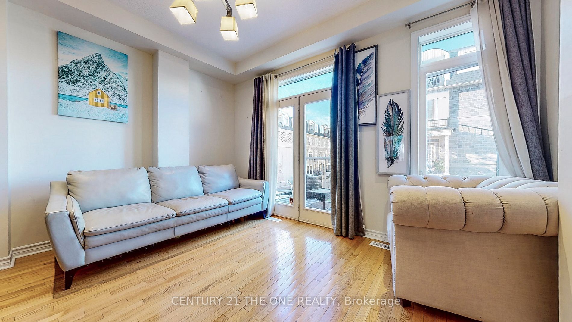 126B Finch Avenue W