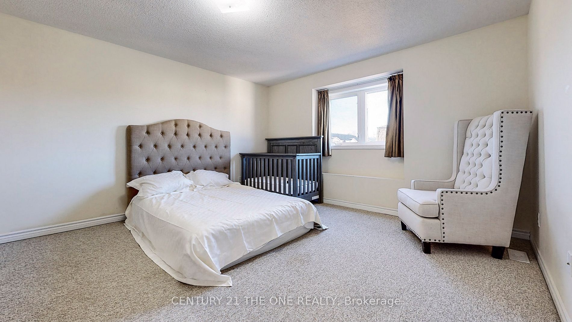 126B Finch Avenue W