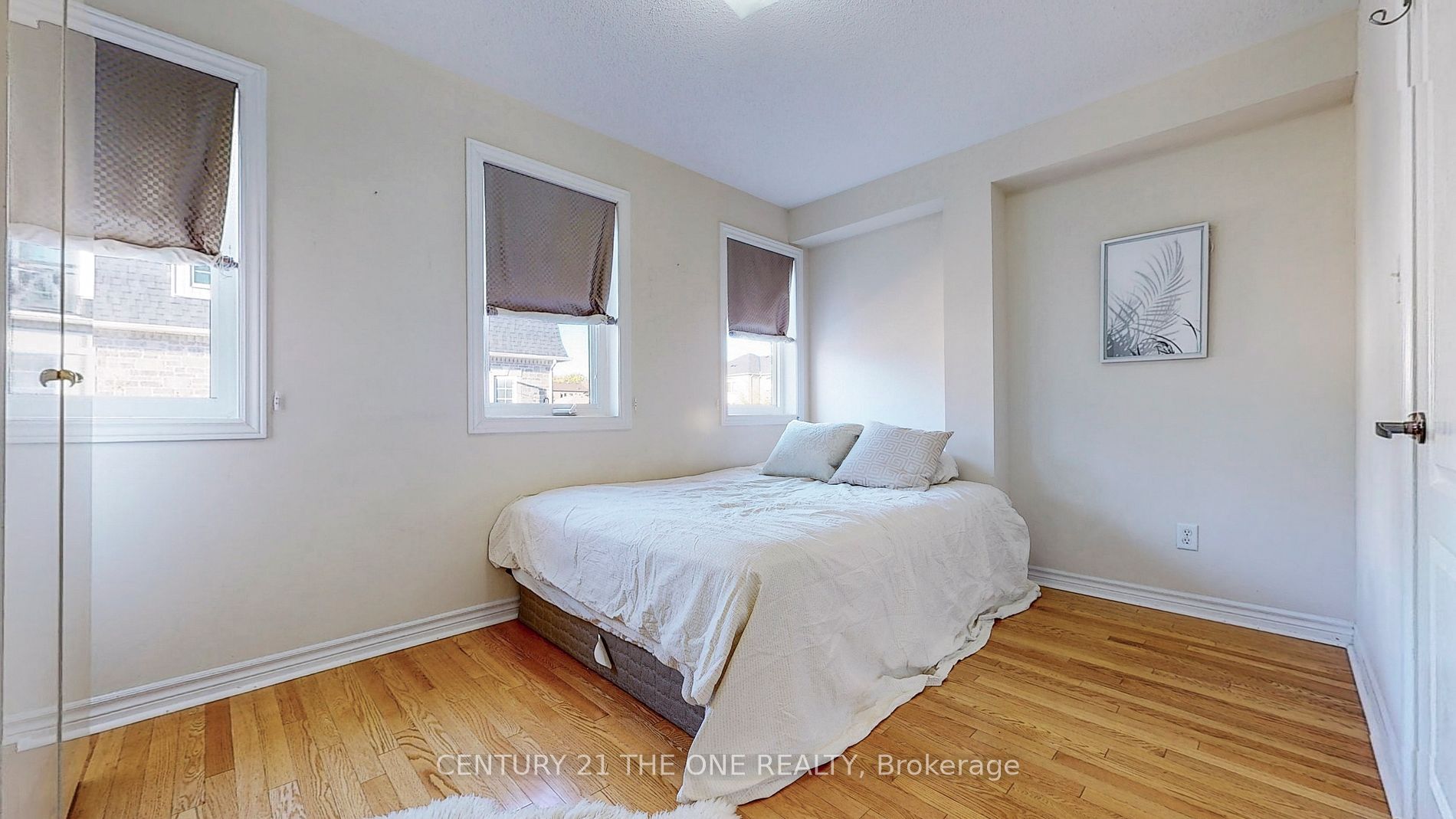 126B Finch Avenue W