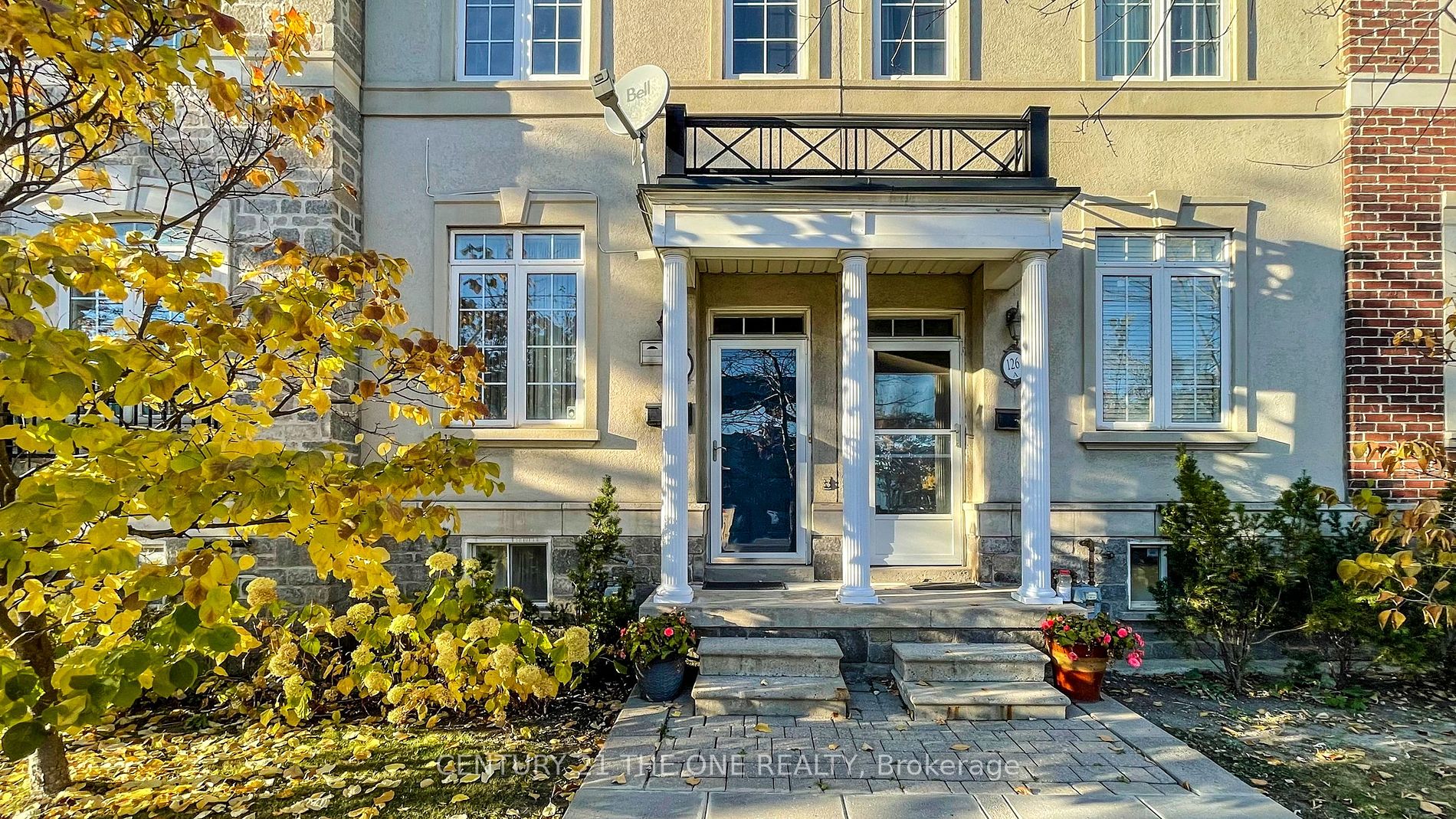 126B Finch Avenue W