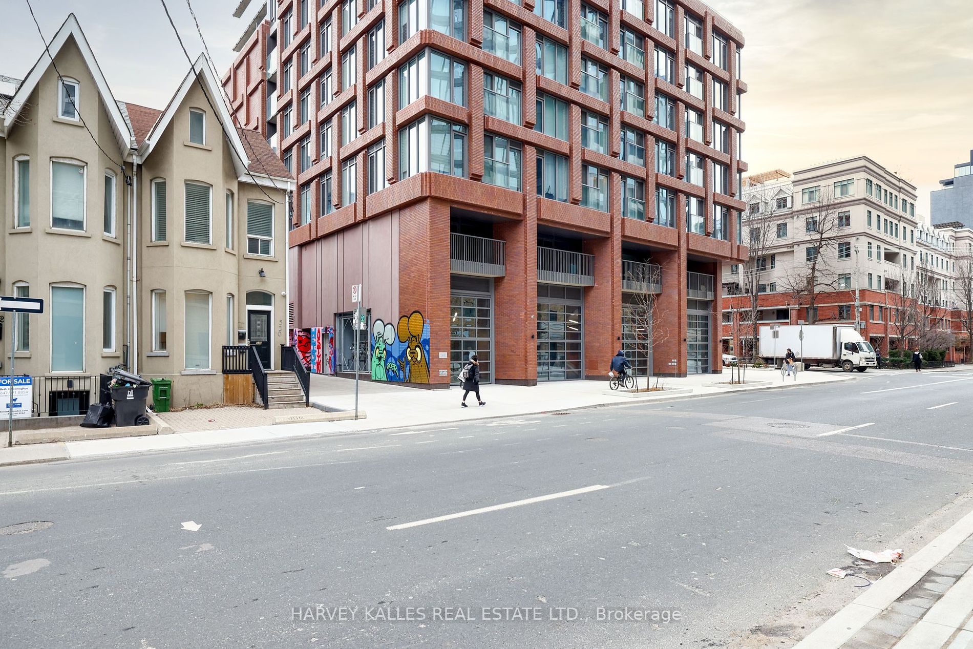 530 Richmond St W