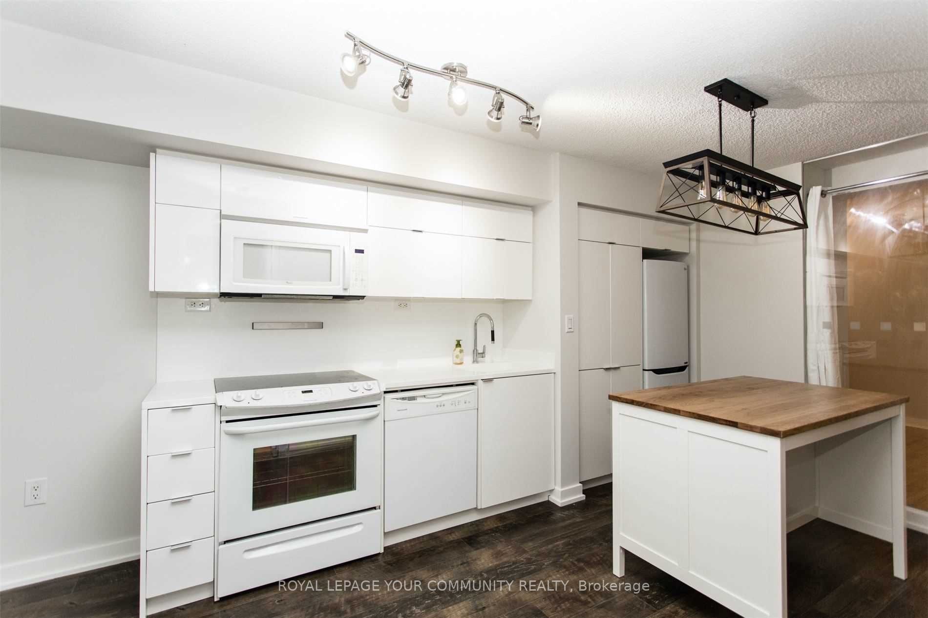 151 Dan Leckie Way, #509