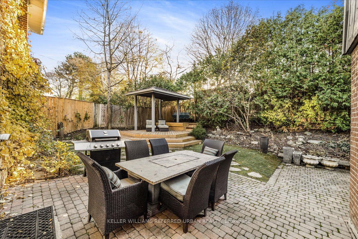 65 Blue Forest Dr