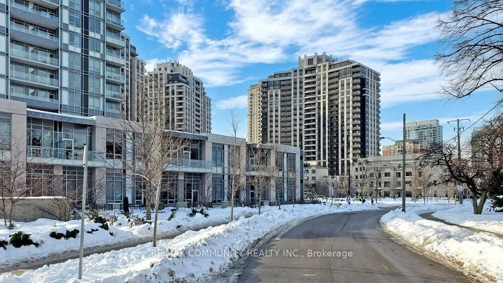 120 Harrison Garden Boulevard, #1008