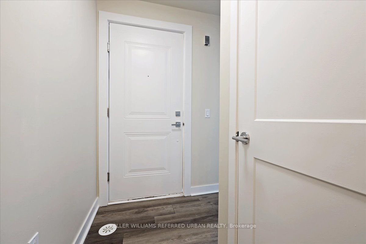 57 Finch Ave W, #20