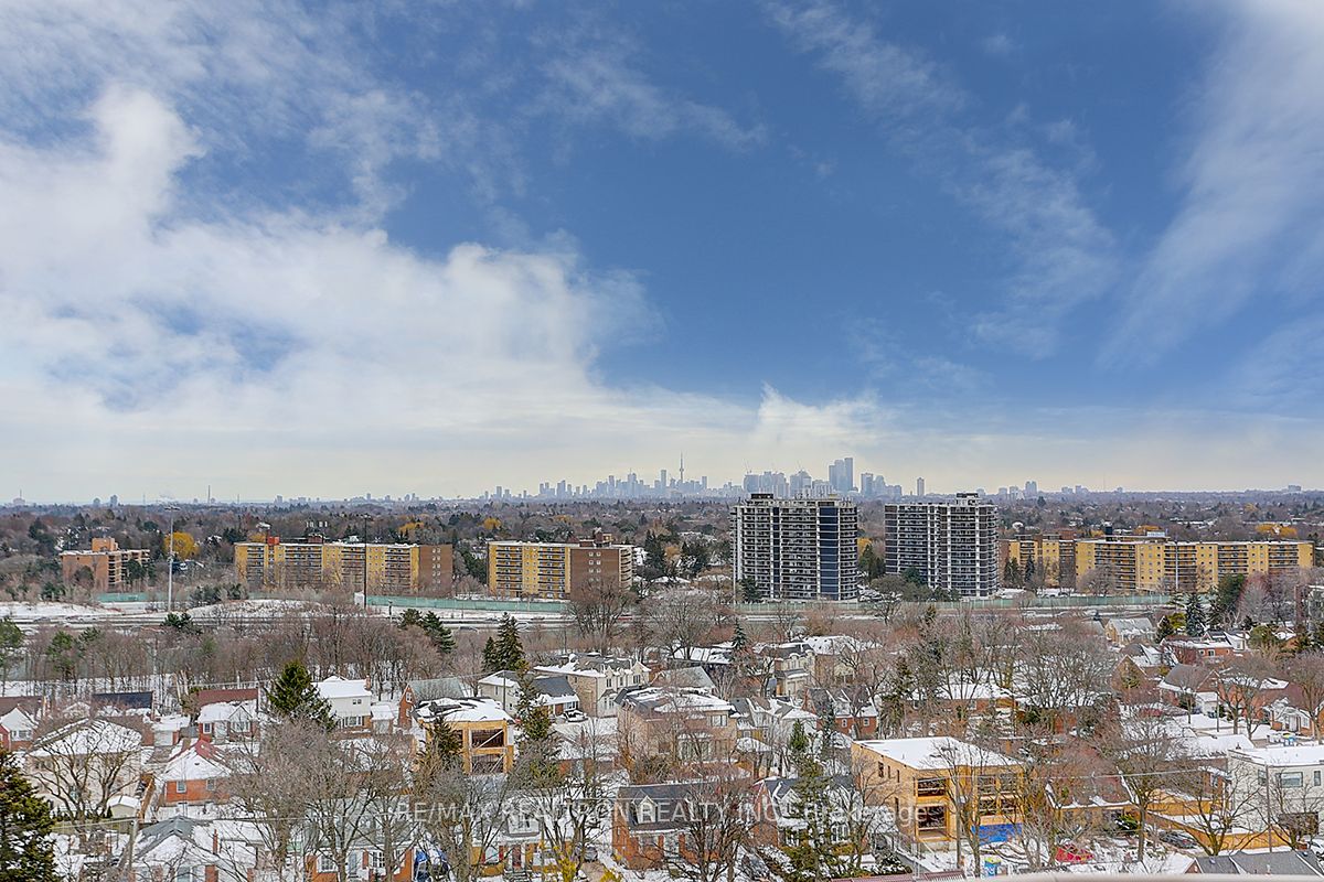 2 Clairtrell Rd, #Rg5