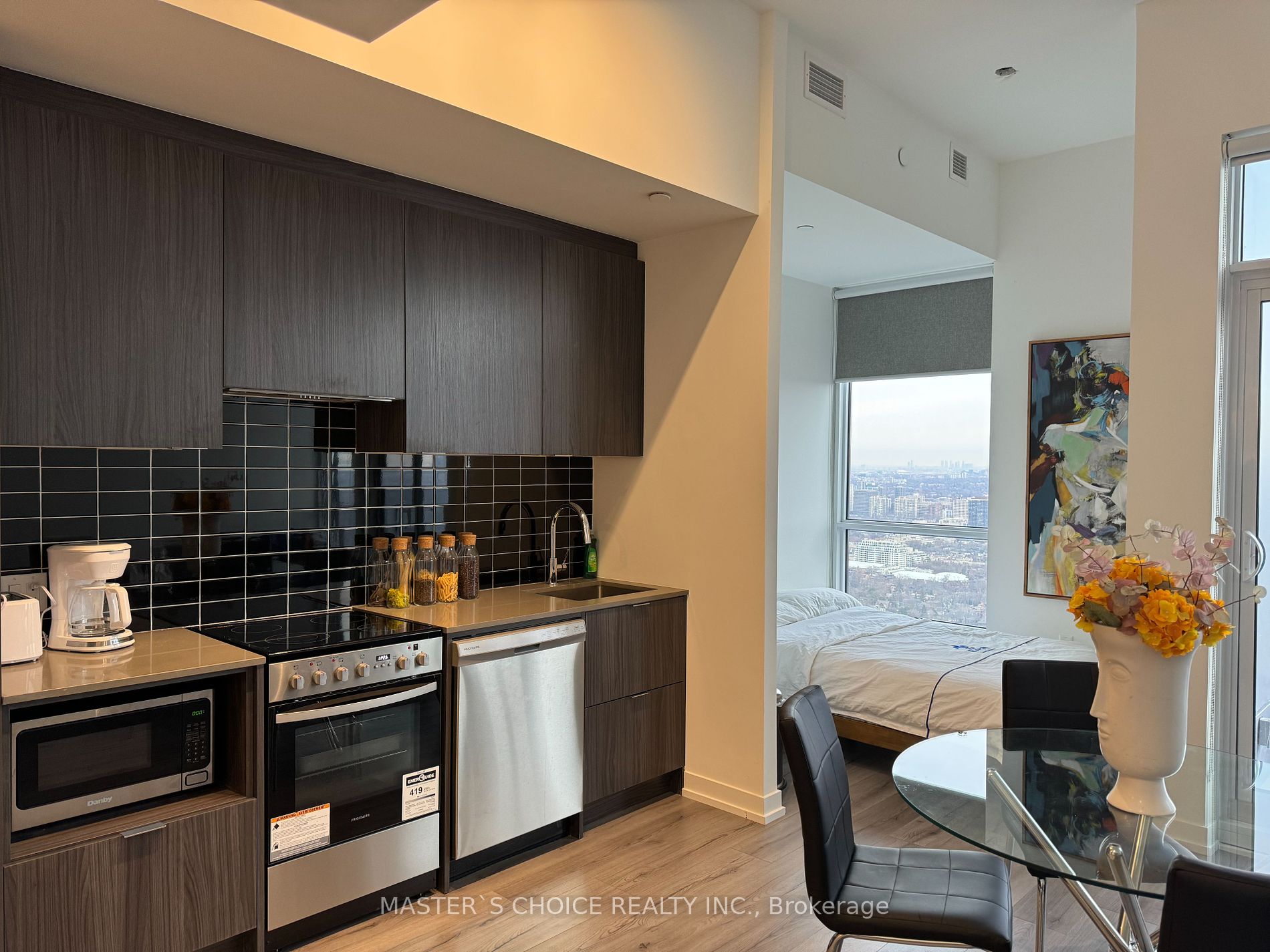 395 Bloor Street E #5405
