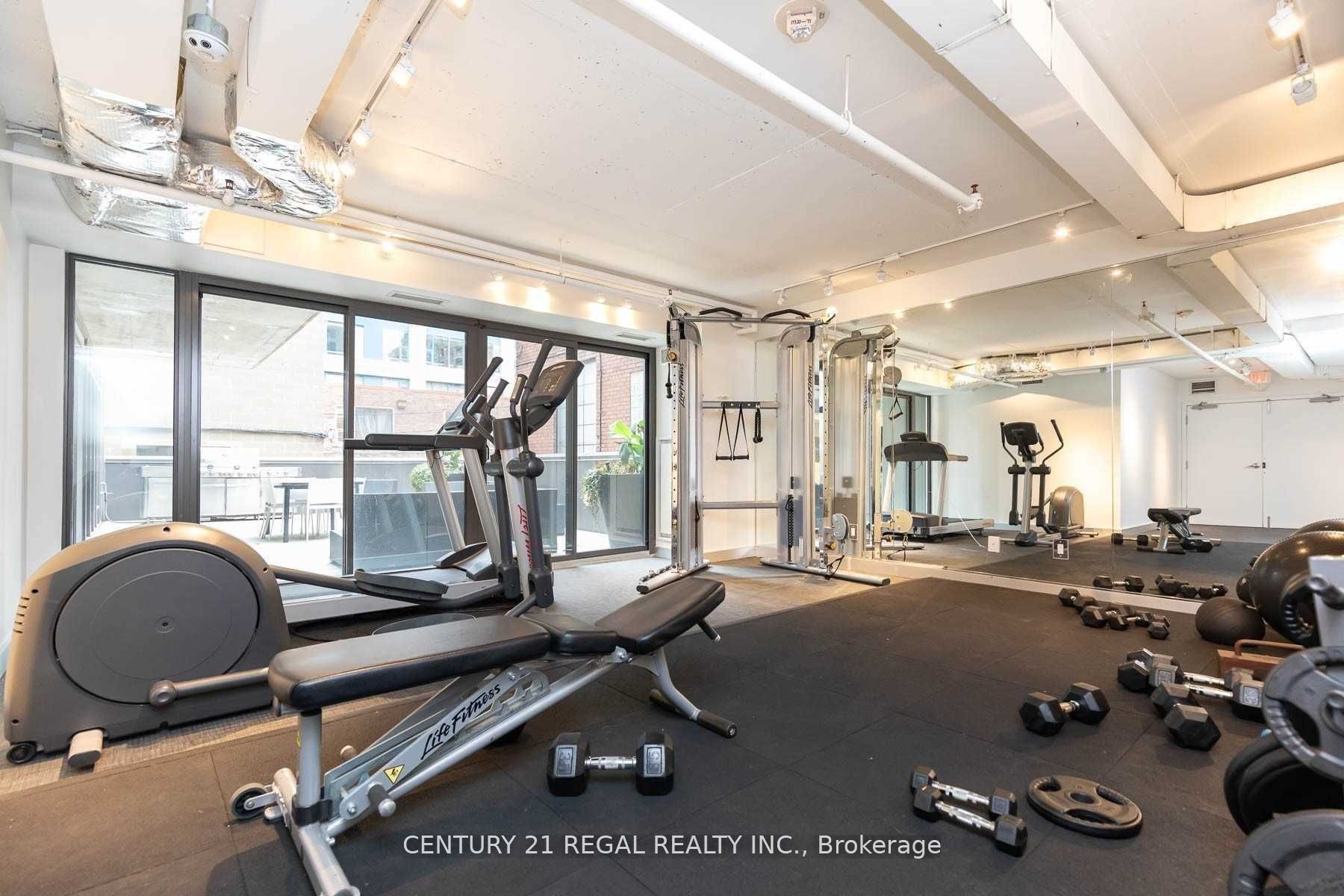 32 Camden St, #201