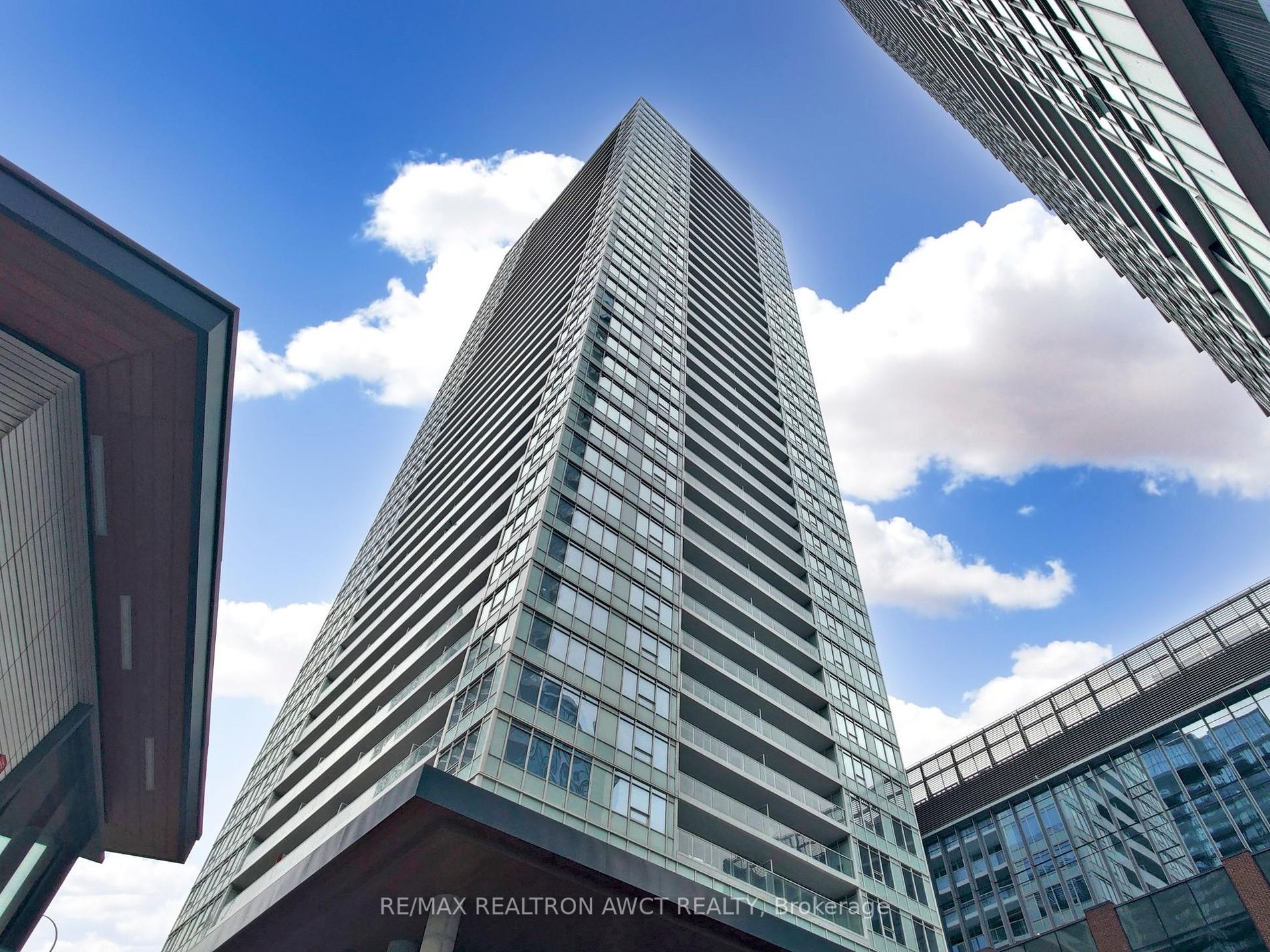 17 Bathurst St, #Ph02