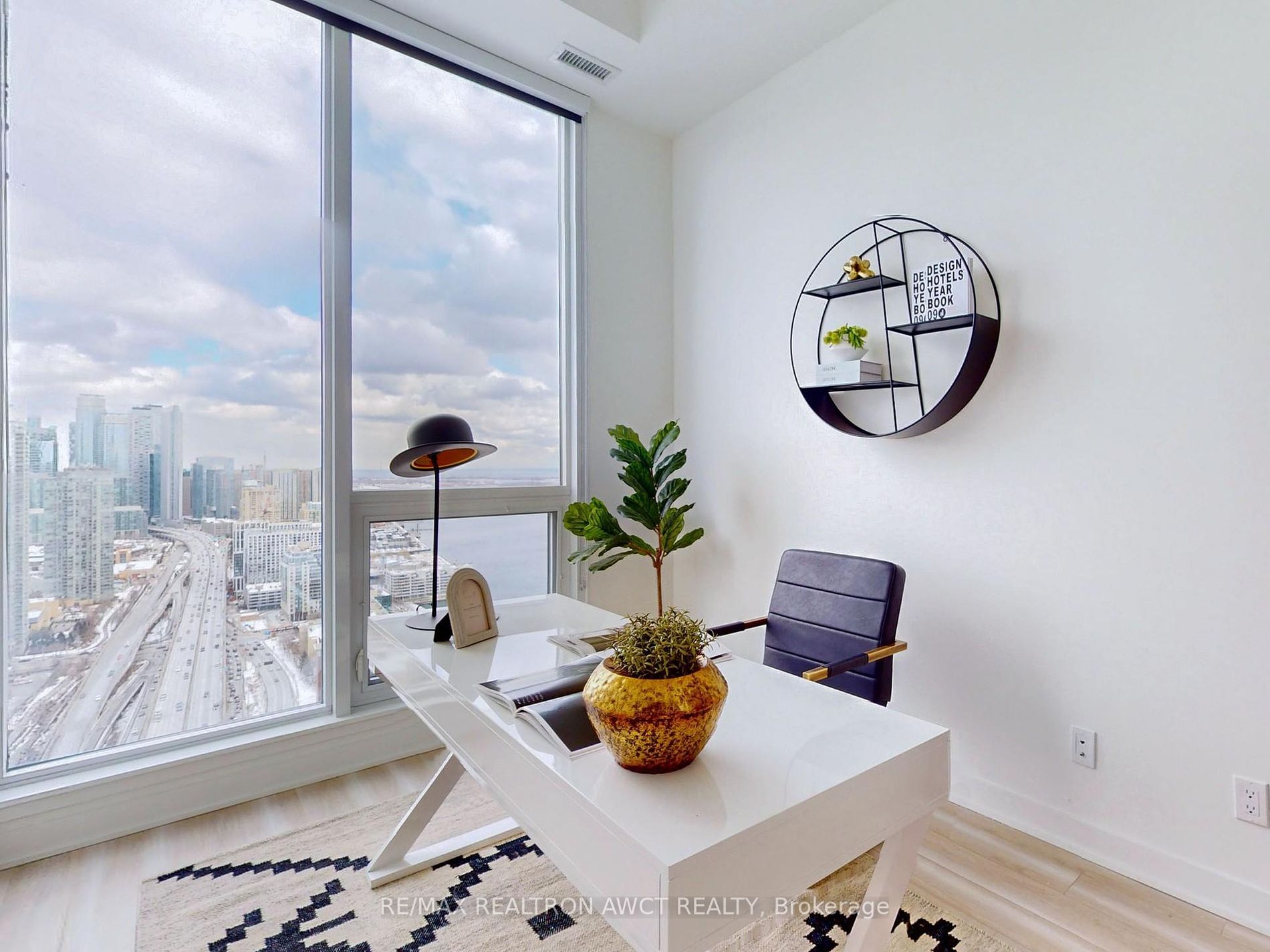17 Bathurst St, #Ph02