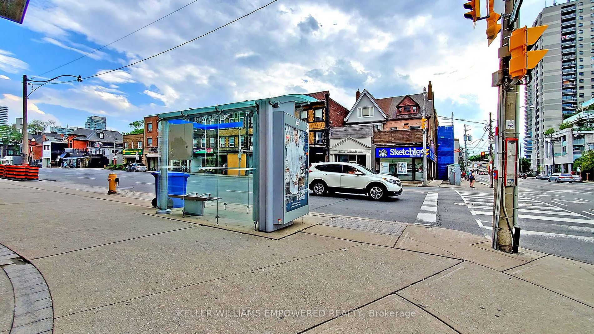 151 Avenue Rd, #603