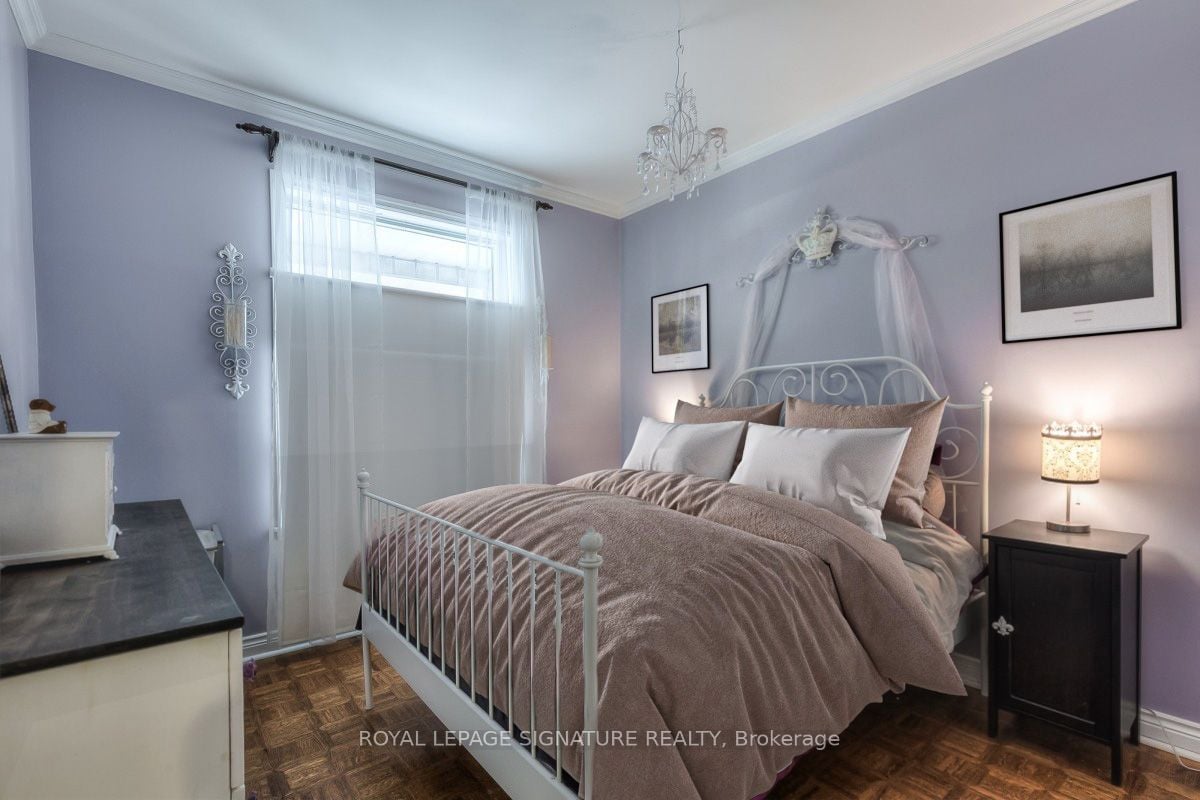 137 Margueretta St