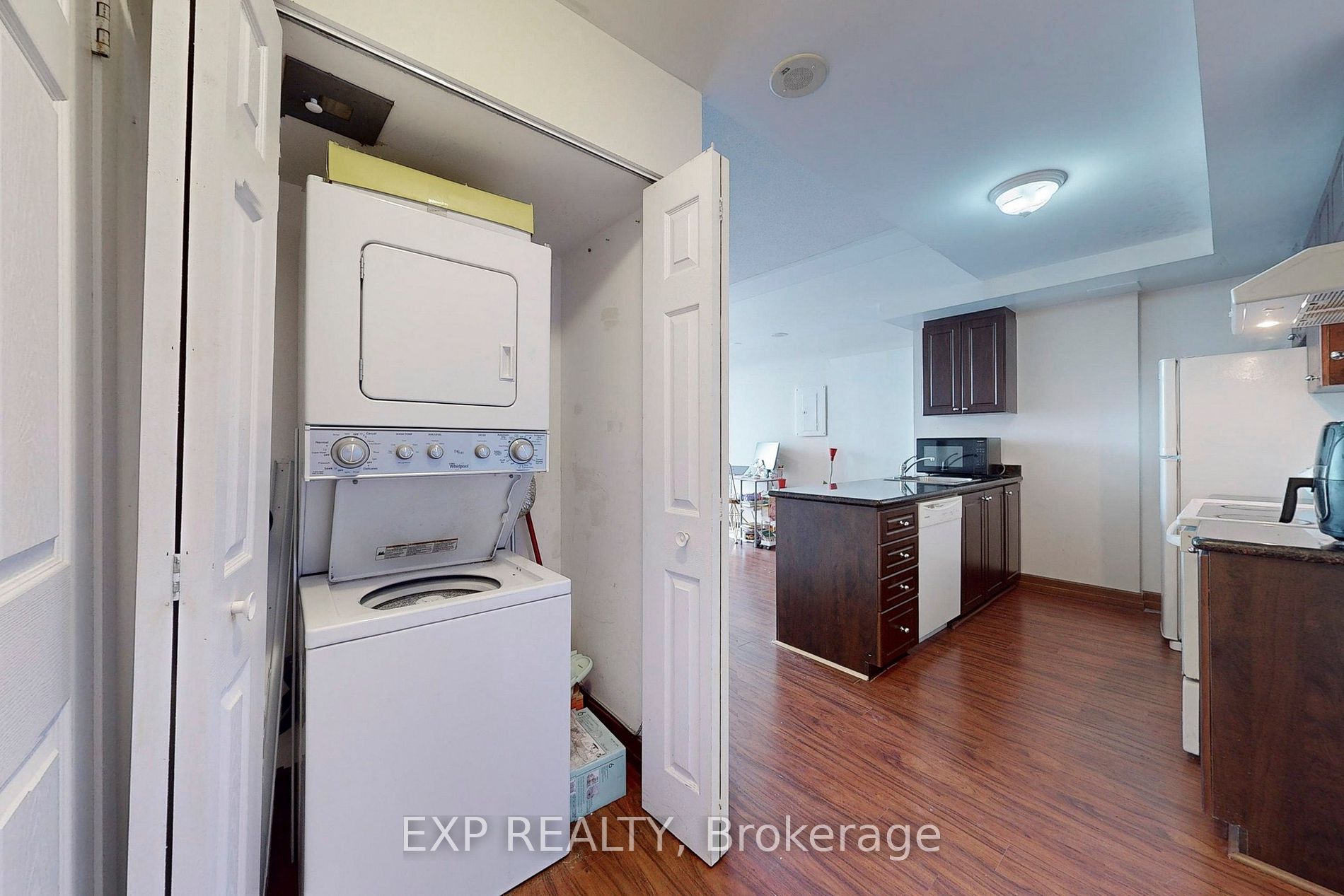 15 Maplewood Ave, #Ph6