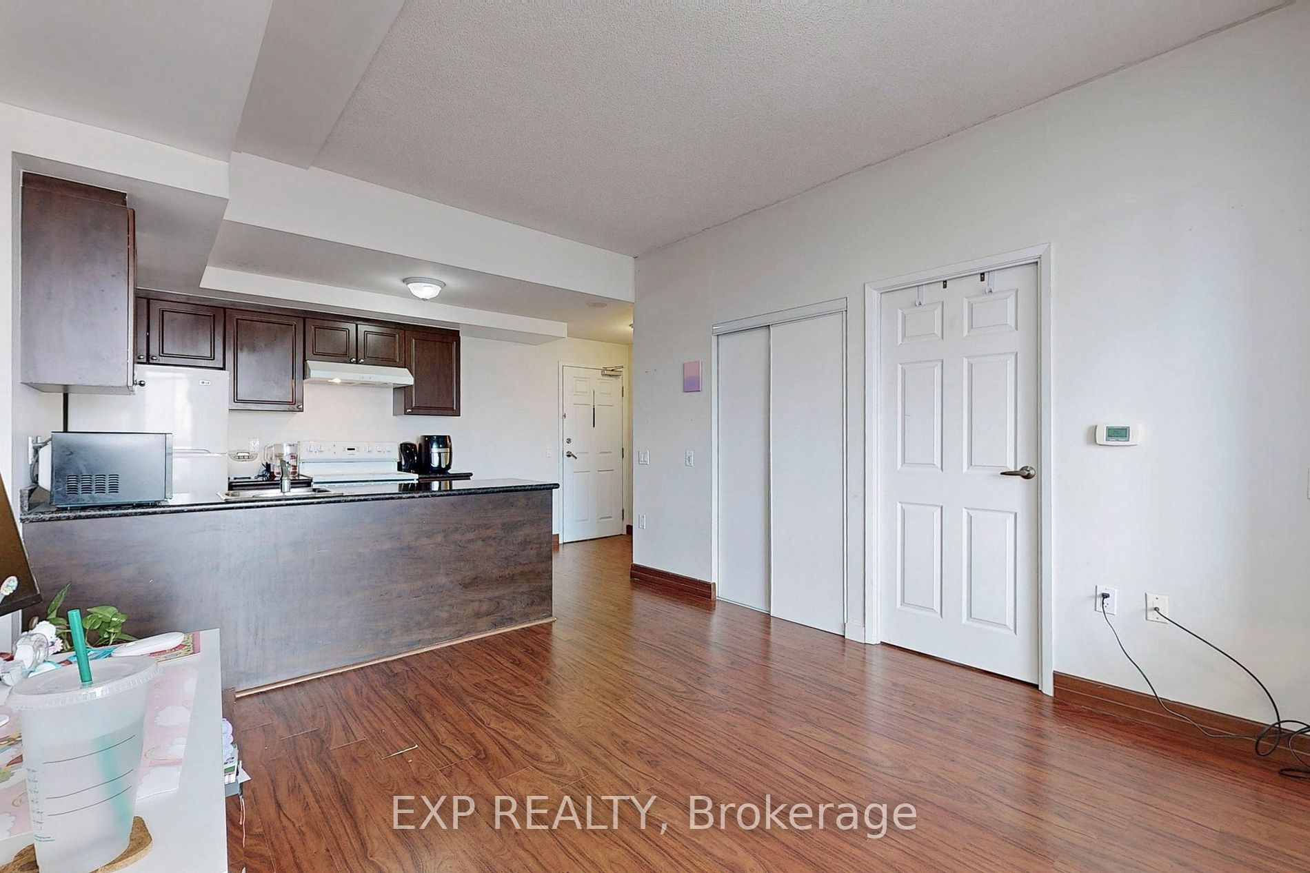 15 Maplewood Ave, #Ph6