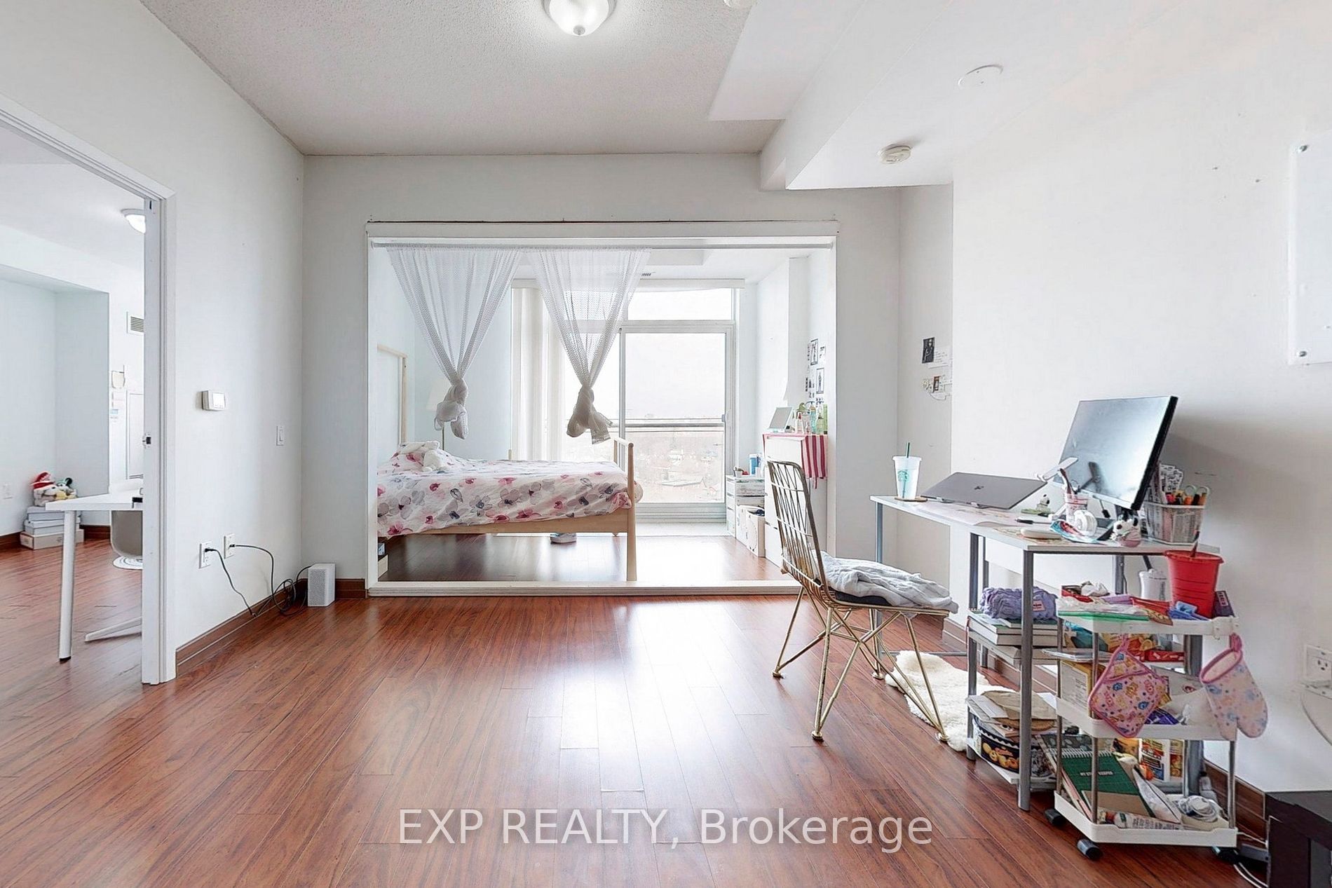 15 Maplewood Ave, #Ph6
