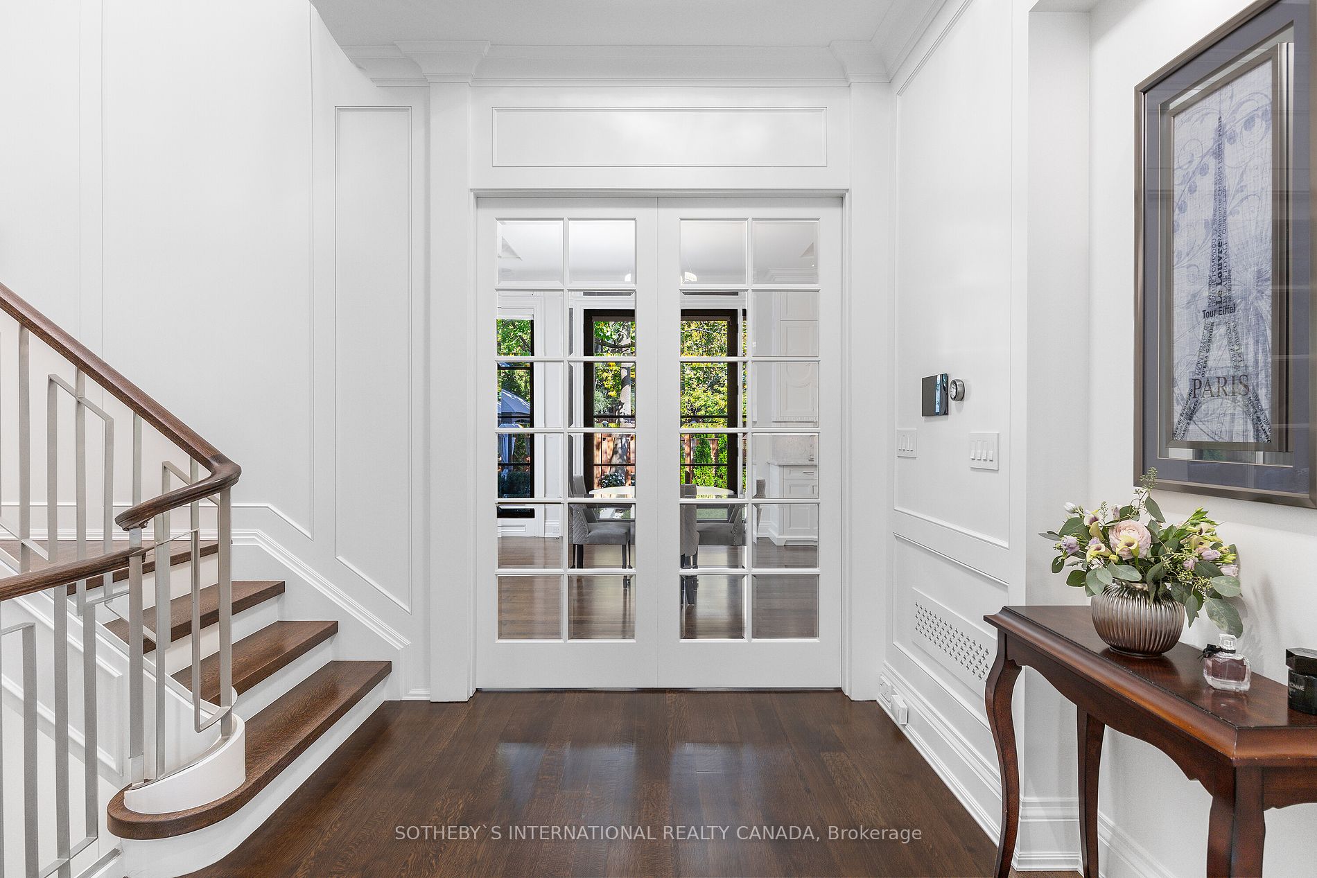 22 Hillhurst Blvd