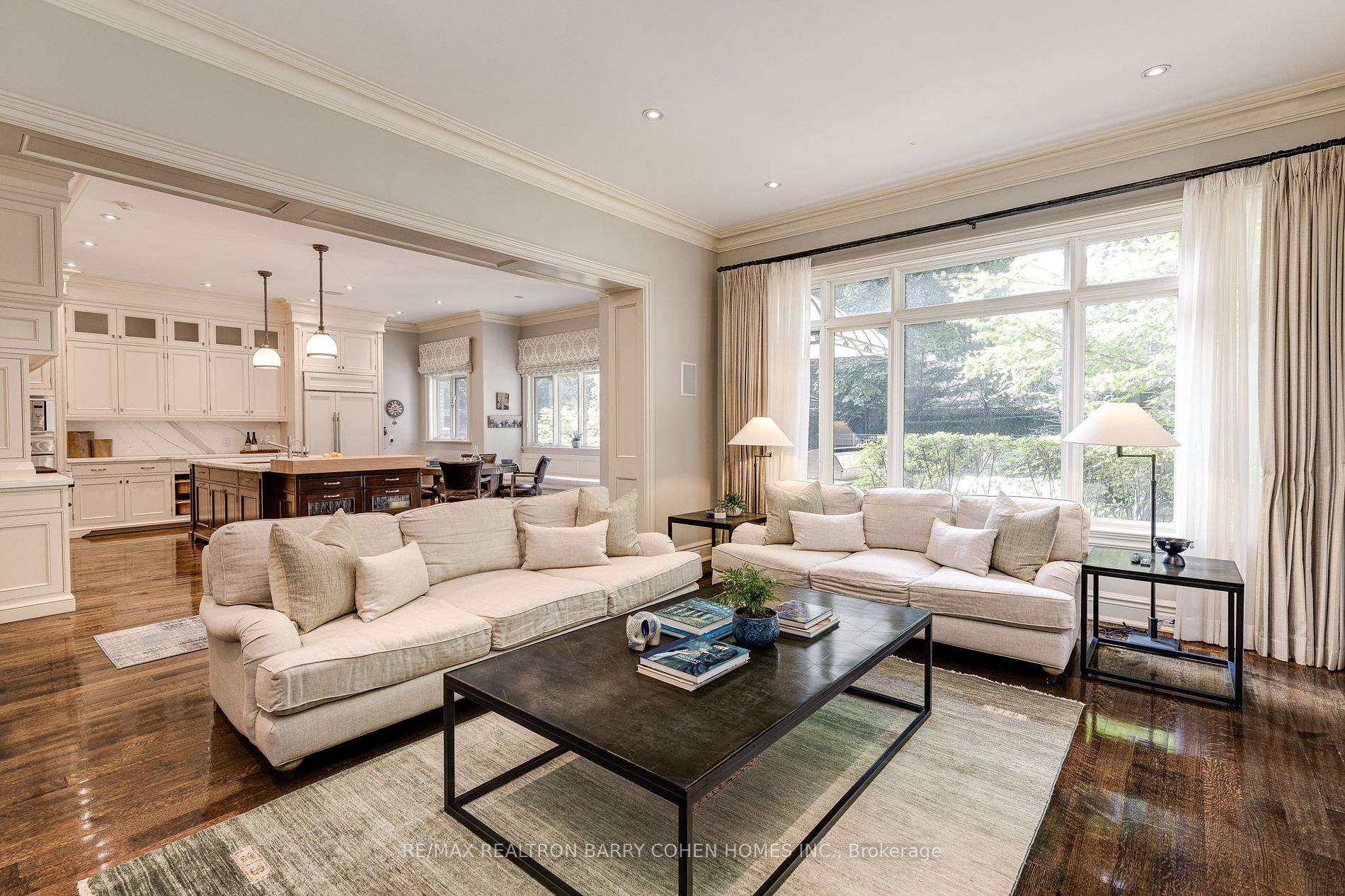 16 Delavan Avenue