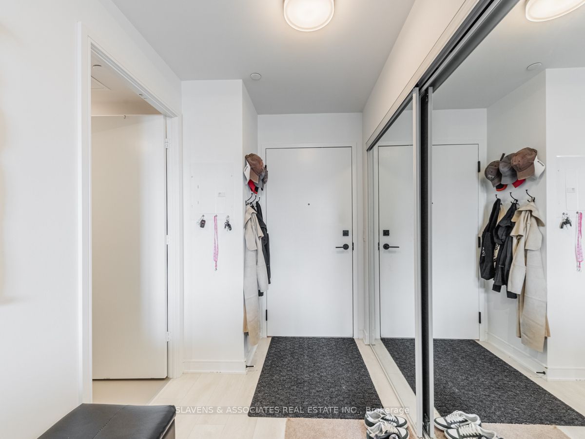 35 Rolling Mills Rd, #N814