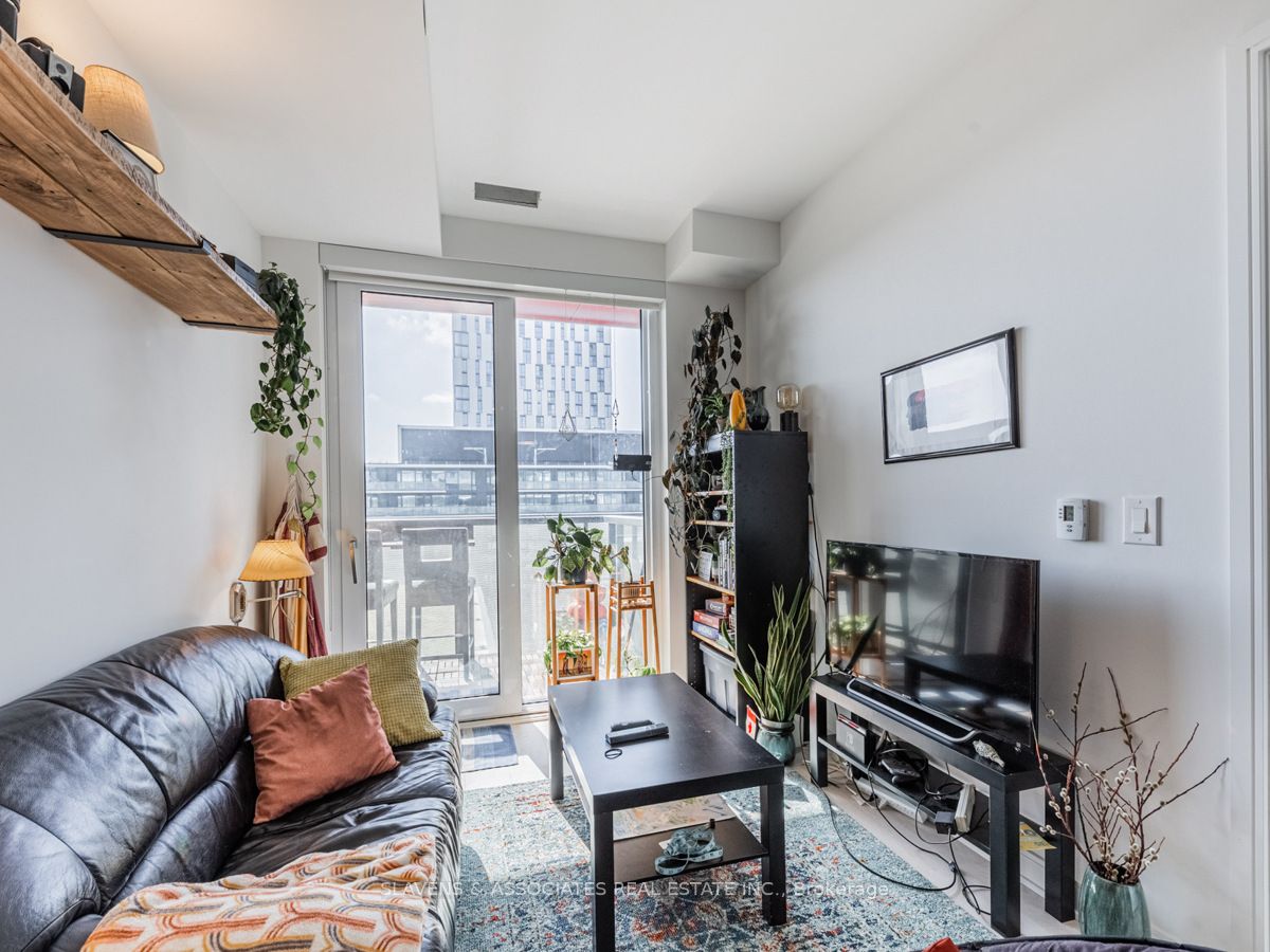 35 Rolling Mills Rd, #N814