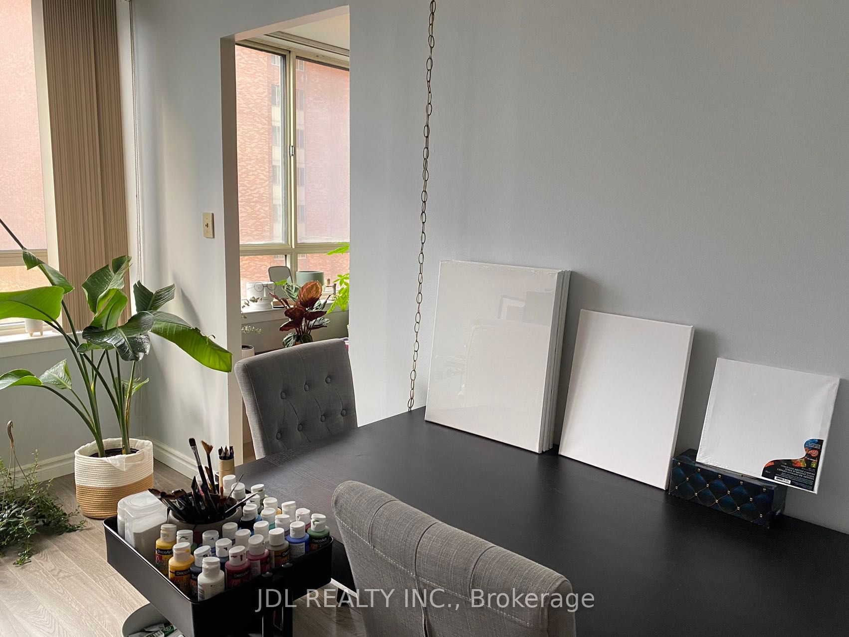 633 Bay St, #1204